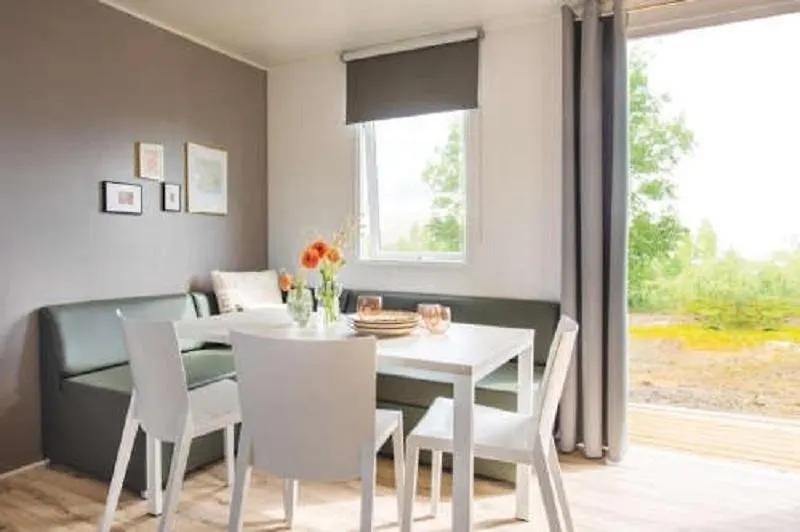 Camping De L'Orangerie De Lanniron Quimper